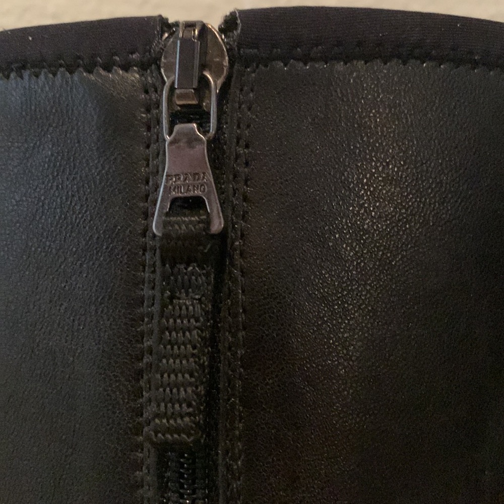 Prada soft leather zip up boots size 38 well maintained - Picture 7 of 8